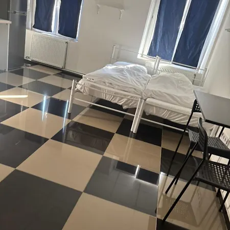 Hostel Kobanya Center