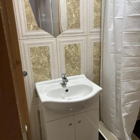 Auberge de jeunesse Kobanya Center *